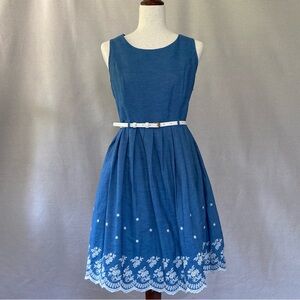 Yumi Chambray Embroidered Dress Size 8/10